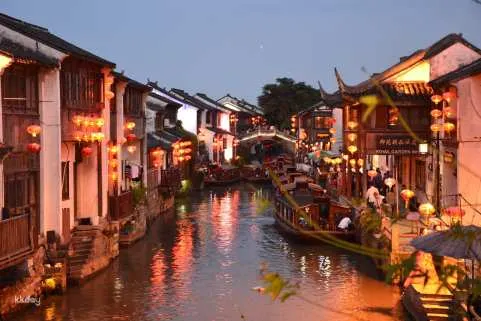 [From Shanghai] Suzhou Day Tour: Humble Administrator's Garden + Lingering Garden + Hanshan Temple + Ancient Canal Cruise (Includes Japanese/Chinese/English Guide, Suzhou Noodles Lunch & Fine Suzhou Cuisine Dinner)