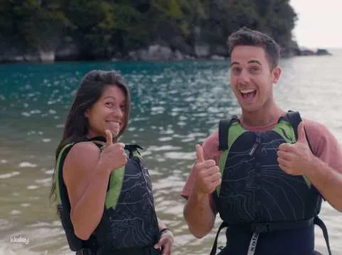 Family Cruiser Half-Day Kayak Tour | New Zealand